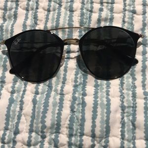 Ray Ban  Female shades  💖